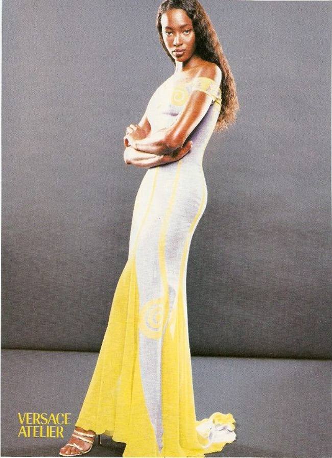 WE &hearts; VERSACE: NAOMI CAMPBELL FOR VERSACE SPRING 1997 BY PHOTOGRAPHER RICHARD AVEDON