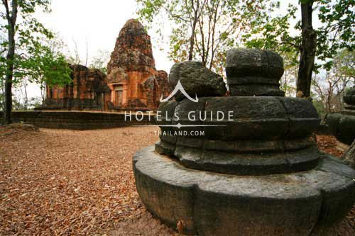 พาชมปรางค์กู่สวนแตงค่ะ