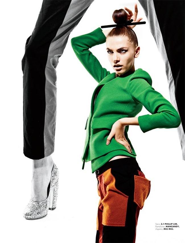 ELLE MEXICO: DANIELA MIRZAC IN "TONO CONTRA TONO" BY PHOTOGRAPHER SANTIAGO RUISENOR