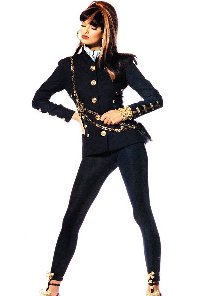 WE &hearts; VERSACE: LINDA EVANGELISTA FOR VERSACE SPRING 1992 BY PHOTOGRAPHER IRVING PENN