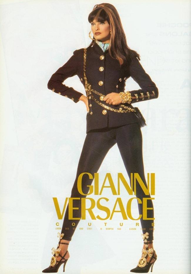 WE &hearts; VERSACE: LINDA EVANGELISTA FOR VERSACE SPRING 1992 BY PHOTOGRAPHER IRVING PENN