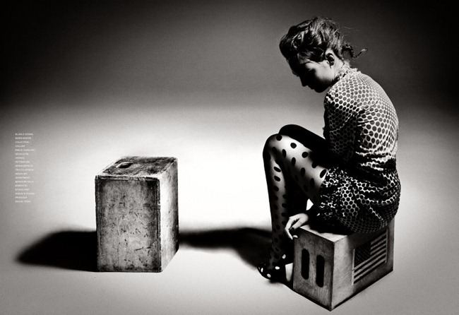 FLAIR MAGAZINE: MYF SHEPHERD IN "BLACK & WHITE" BY PHOTOGRAPHER JEAN-FRAN&Ccedil;OIS CAMPOS