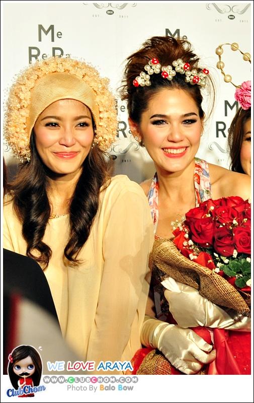 ชมพู่ อารยา ในงานเปิดตัวร้านเสื้อผ้าMeReRa ของเอมมี่ มรกต