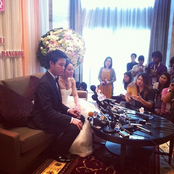 สุดหวาน! หนิง-จิน ฉลองงานแต่งชื่นมื่น