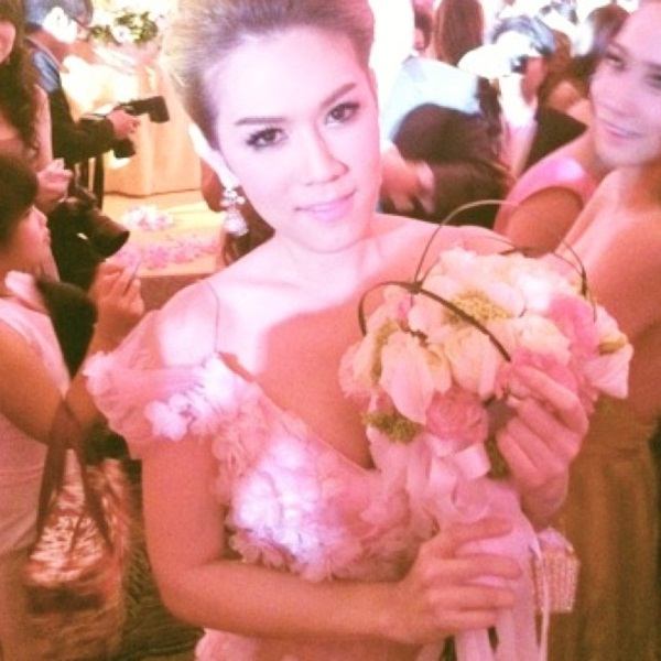 สุดหวาน! หนิง-จิน ฉลองงานแต่งชื่นมื่น