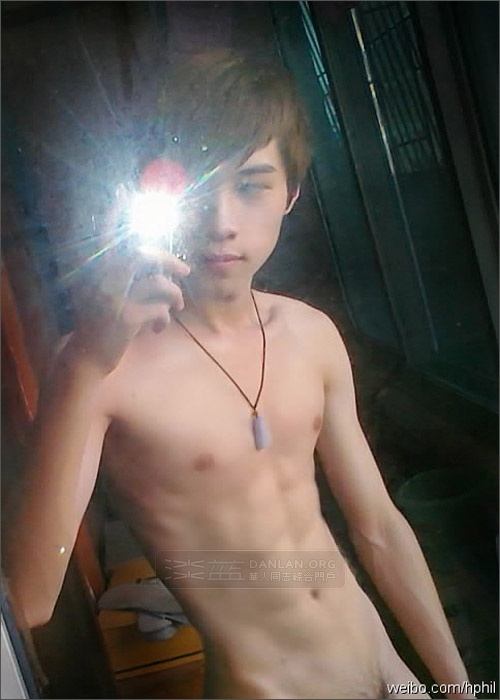 ขาว หมวย(ตี๋) สวย อึ๋ม?