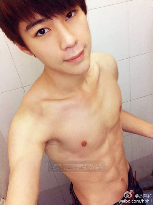 ขาว หมวย(ตี๋) สวย อึ๋ม?