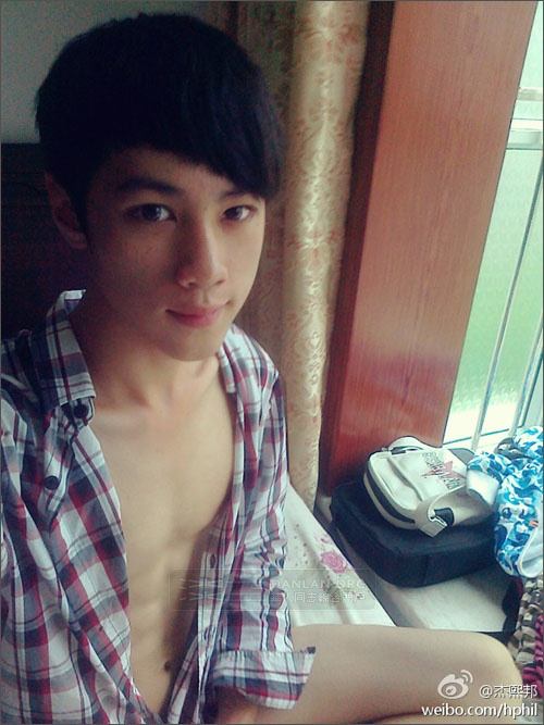ขาว หมวย(ตี๋) สวย อึ๋ม?