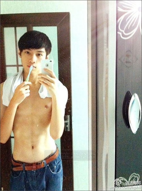 ขาว หมวย(ตี๋) สวย อึ๋ม?