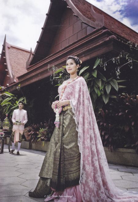 แฟชั่นชุดไทย....ความงามที่แสนวิจิตร