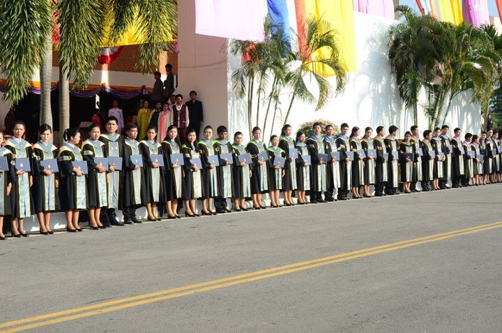 พิธีพระราชทานปริญญาบัตร มหาวิทยาลัยมหาสารคาม ประจำปี 2554