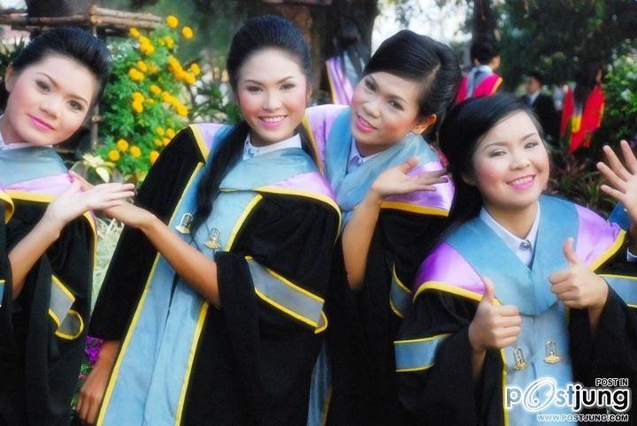 พิธีพระราชทานปริญญาบัตร มหาวิทยาลัยมหาสารคาม ประจำปี 2554