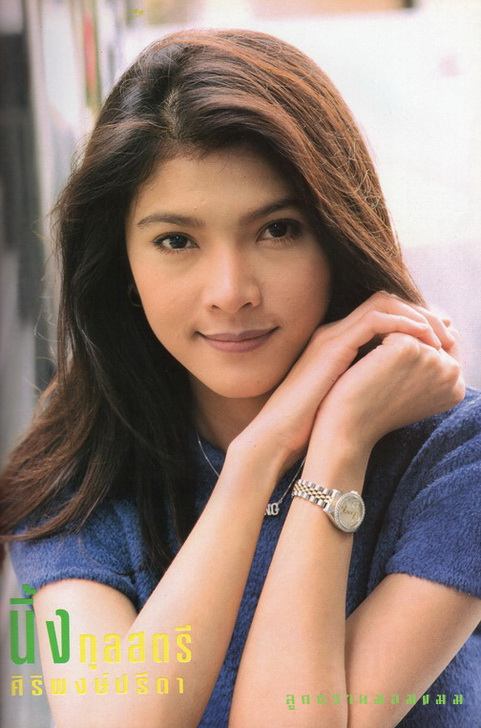 รวมภาพเก่าๆของดารา....น่ารัก สดใส :)