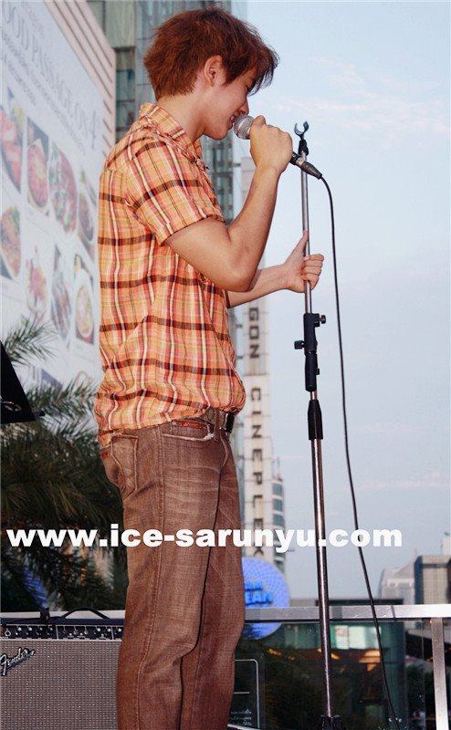 ดาราคนใหนก้นหน้าเฆี่ยนที่สุด...?