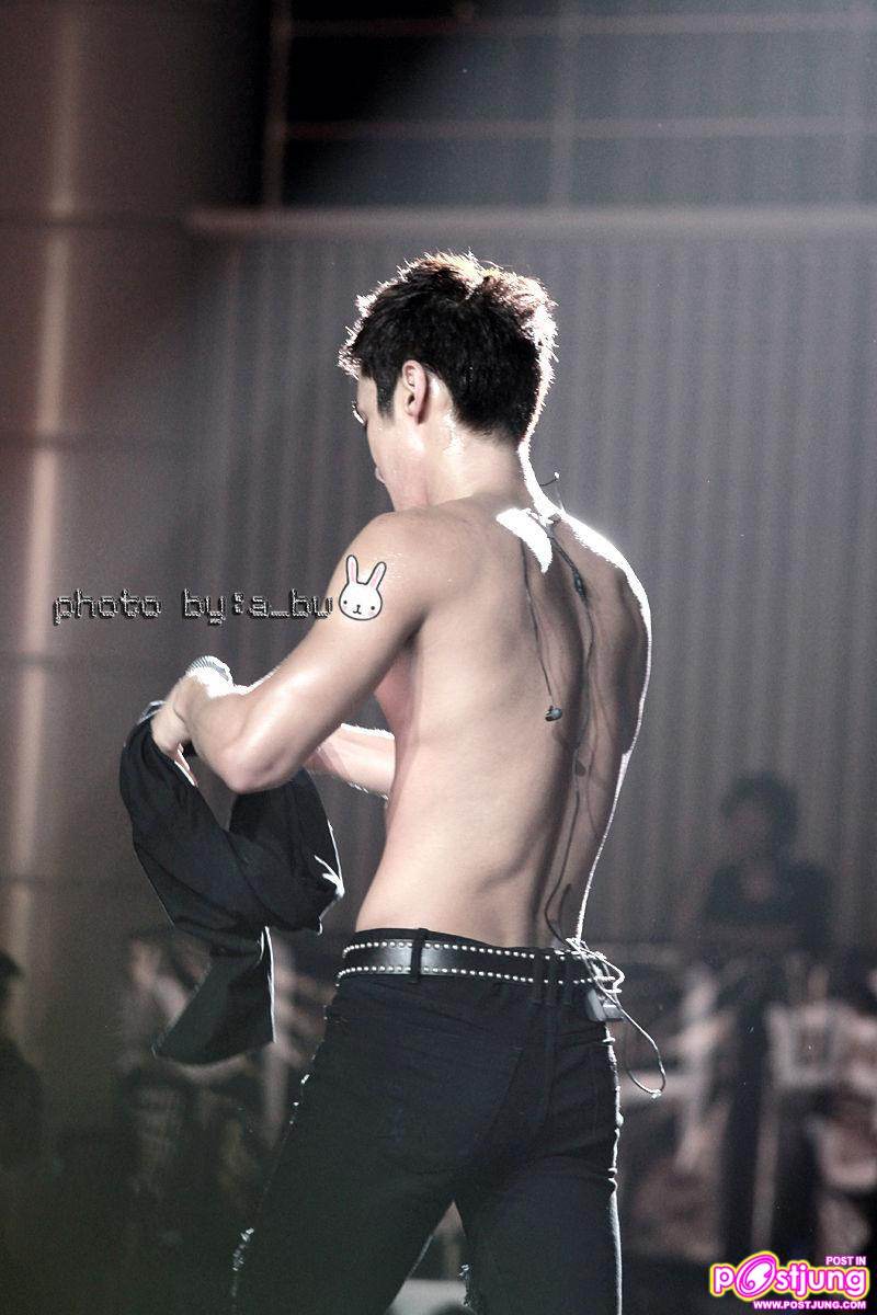 ดาราคนใหนก้นหน้าเฆี่ยนที่สุด...?
