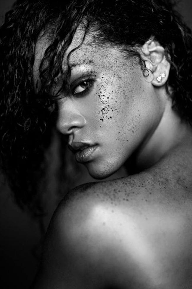 ESQUIRE MAGAZINE: RIHANNA IN "THE SEXIEST WOMAN ALIVE" BY PHOTOGRAPHER RUSSELL JAMES