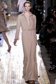 PARIS HAUTE COUTURE: VALENTINO SPRING 2011 COUTURE