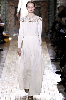 PARIS HAUTE COUTURE: VALENTINO SPRING 2011 COUTURE