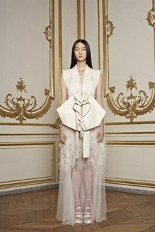PARIS HAUTE COUTURE: GIVENCHY SPRING 2011 COUTURE
