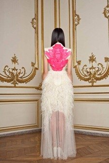 PARIS HAUTE COUTURE: GIVENCHY SPRING 2011 COUTURE
