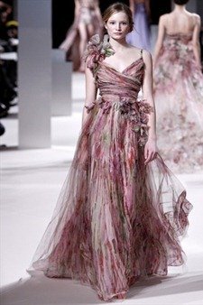 PARIS HAUTE COUTURE: ELIE SAAB SPRING 2011 COUTURE