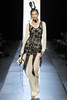 PARIS HAUTE COUTURE: JEAN PAUL GAULTIER SPRING 2011 COUTURE