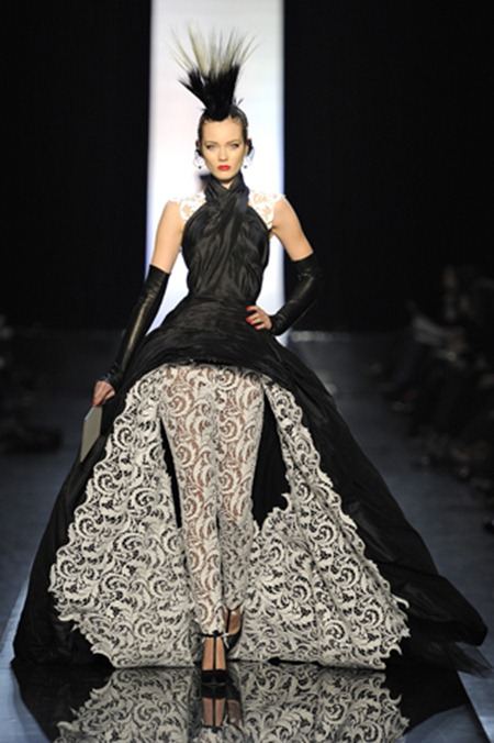 PARIS HAUTE COUTURE: JEAN PAUL GAULTIER SPRING 2011 COUTURE