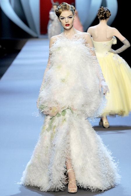 PARIS HAUTE COUTURE: DIOR SPRING 2011 COUTURE