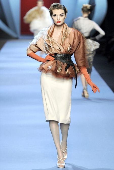 PARIS HAUTE COUTURE: DIOR SPRING 2011 COUTURE