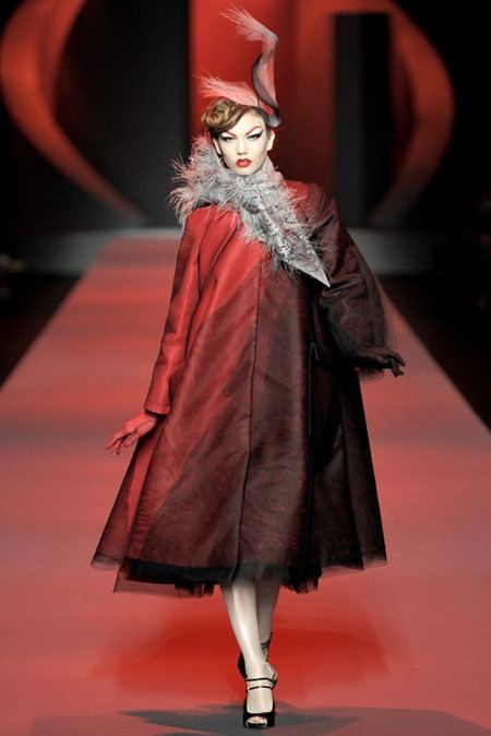 PARIS HAUTE COUTURE: DIOR SPRING 2011 COUTURE