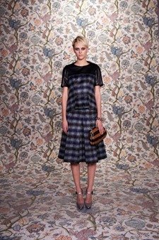 PRE-FALL: BALENCIAGA PRE-FALL 2011