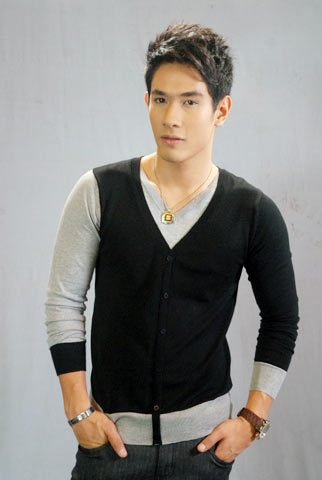 เปิดโผ 20 หนุ่มฮอตยอดนิยม ที่มาแรงที่สุดในปีนี้!