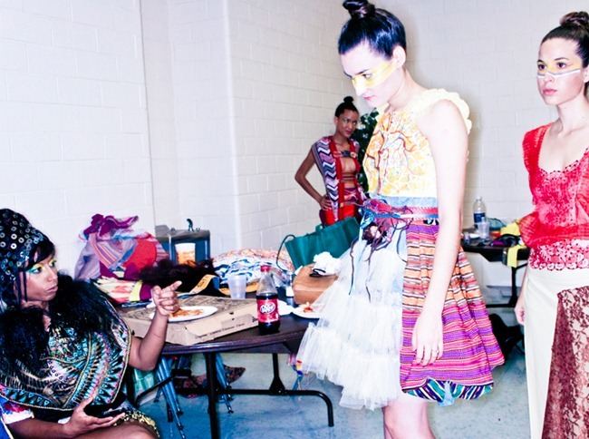 TROY'S PHOTO DIARY: RUNWAY EN LA CALLE, BACKSTAGE