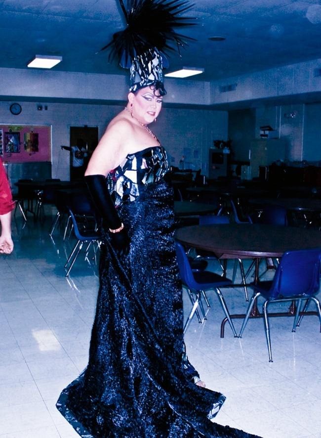 TROY'S PHOTO DIARY: RUNWAY EN LA CALLE, BACKSTAGE