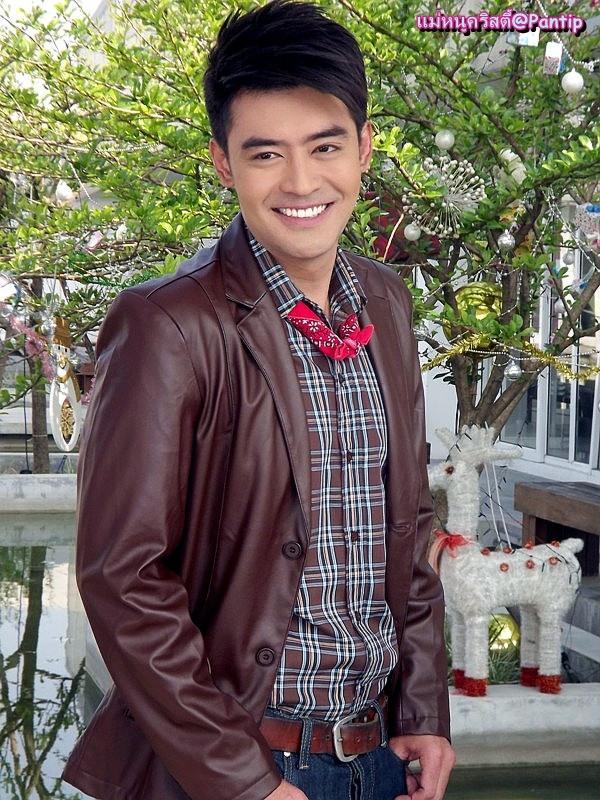 [ PICS ] เพิ่มเติม...บวงสรวง"เกิดเป็นหงส์"