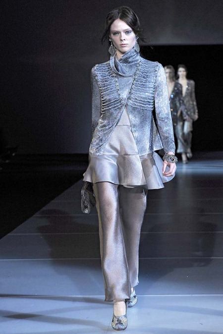 MILAN FASHION WEEK: GIORGIO ARMANI FALL 2011