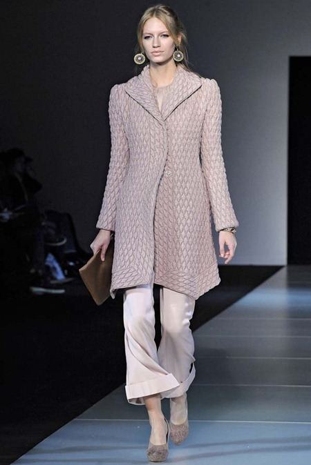 MILAN FASHION WEEK: GIORGIO ARMANI FALL 2011