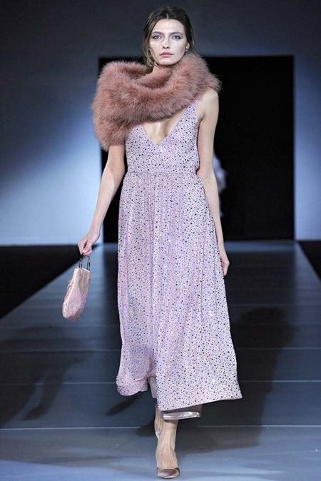 MILAN FASHION WEEK: GIORGIO ARMANI FALL 2011