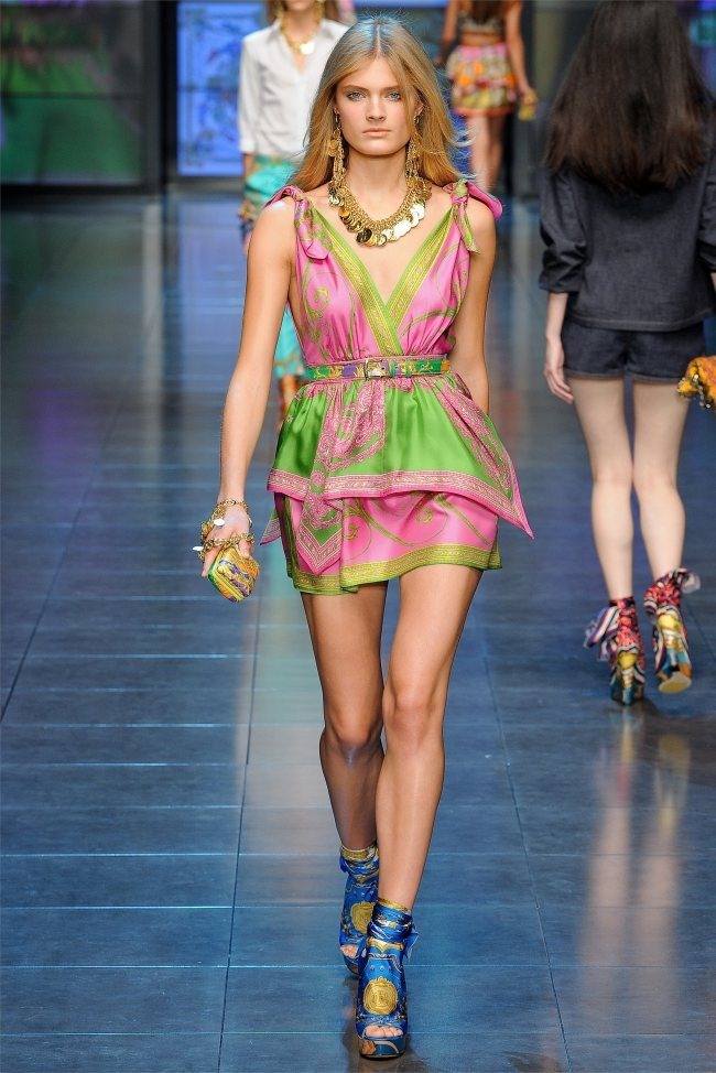 MILAN FASHION WEEK: D&G SPRING 2012