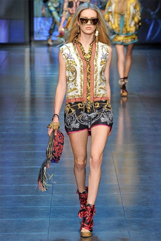 MILAN FASHION WEEK: D&G SPRING 2012