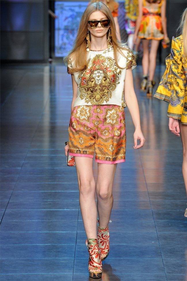 MILAN FASHION WEEK: D&G SPRING 2012