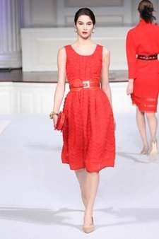 PRE-FALL: OSCAR DE LA RENTA PRE-FALL 2011