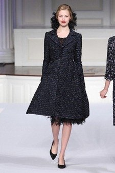 PRE-FALL: OSCAR DE LA RENTA PRE-FALL 2011