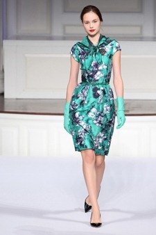 PRE-FALL: OSCAR DE LA RENTA PRE-FALL 2011