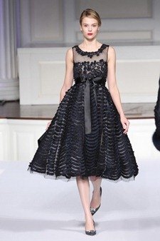 PRE-FALL: OSCAR DE LA RENTA PRE-FALL 2011