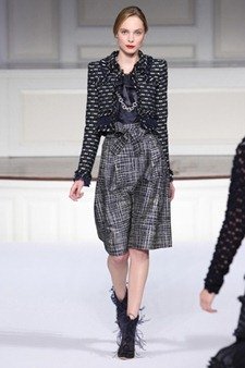 PRE-FALL: OSCAR DE LA RENTA PRE-FALL 2011