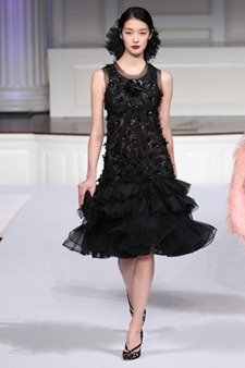 PRE-FALL: OSCAR DE LA RENTA PRE-FALL 2011