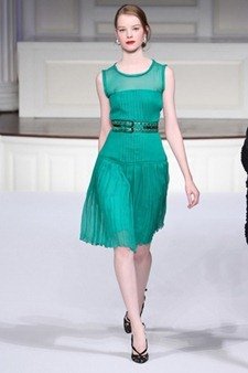 PRE-FALL: OSCAR DE LA RENTA PRE-FALL 2011