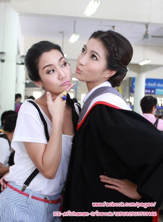 "ไอซ์ อธิชนันท์" เข้ารับพระราชทานปริญญาบัตร ณ มศว.