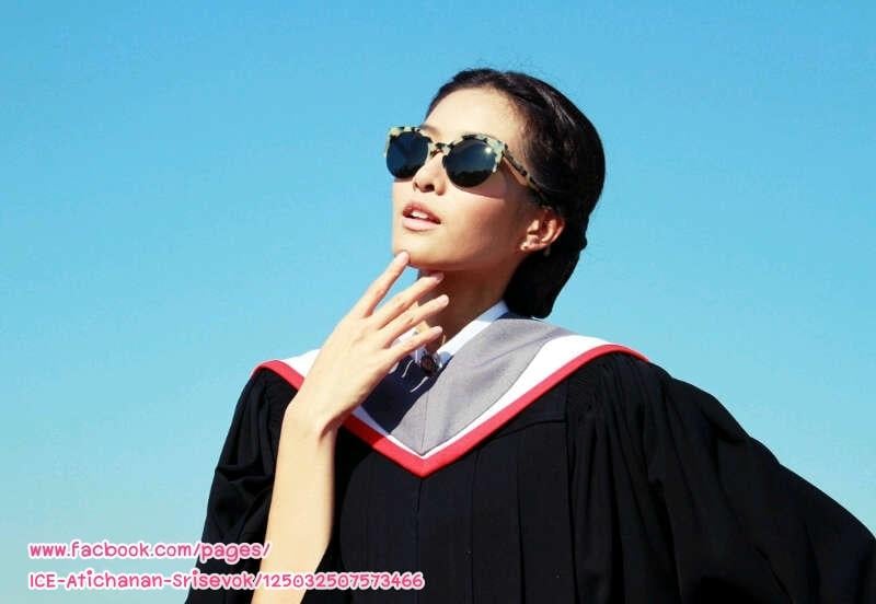 "ไอซ์ อธิชนันท์" เข้ารับพระราชทานปริญญาบัตร ณ มศว.